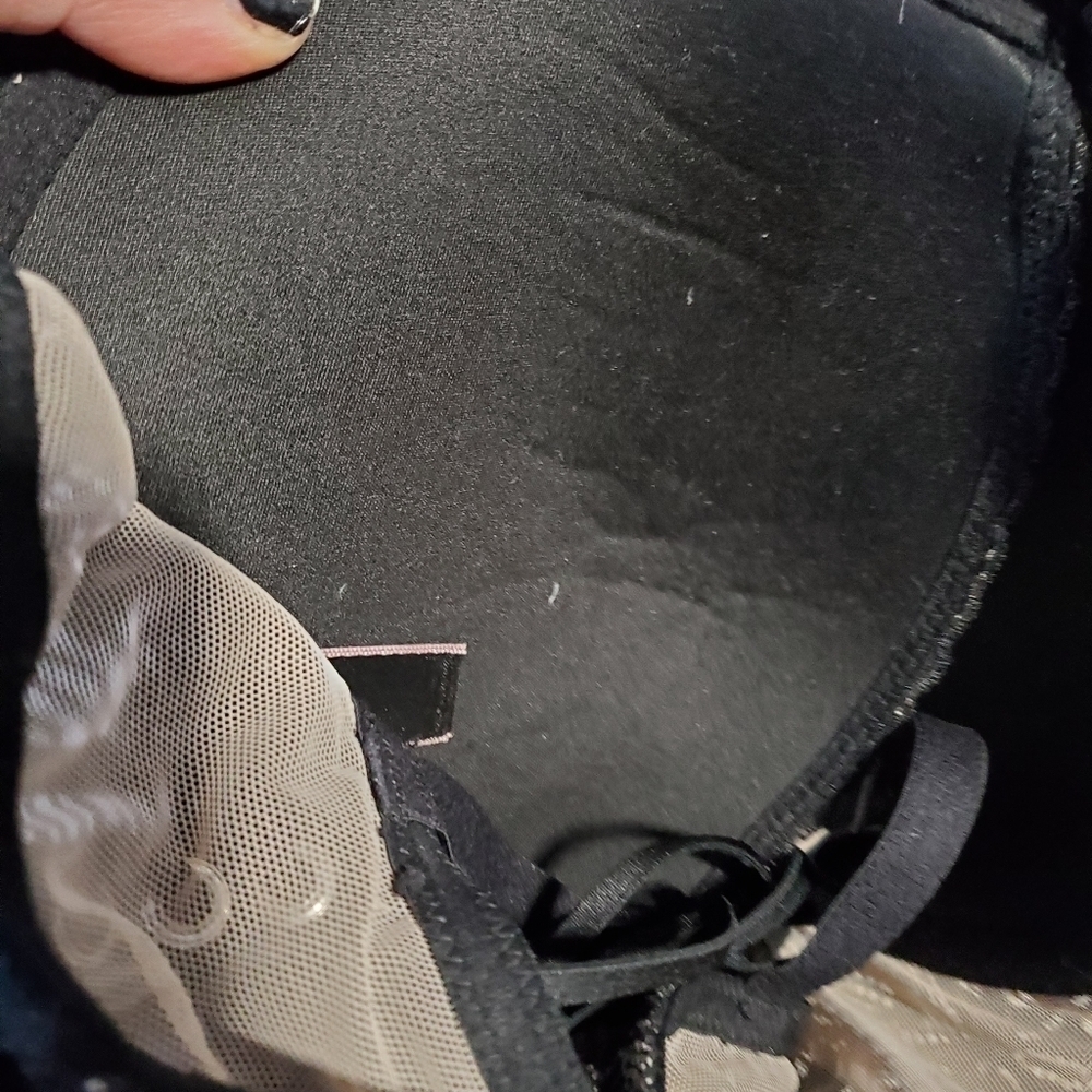 Victoria's Secret Sexy Lace Black Bra - Picture 6 of 7
